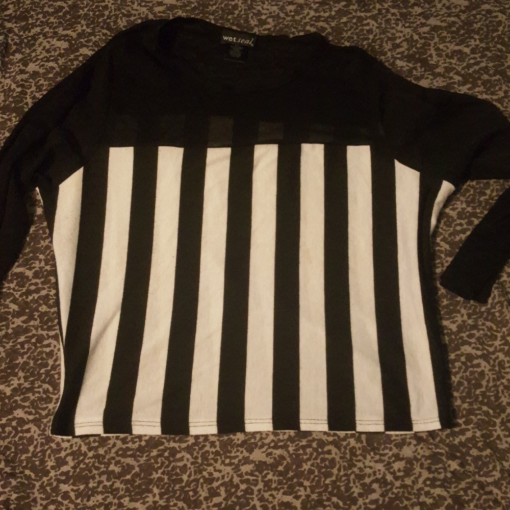 Black&white striped top with sheer mesh sleeves
